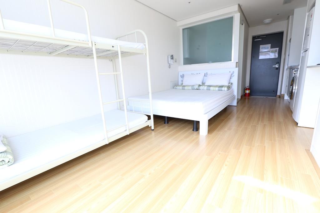Phil House Hostel Guri Ruang foto