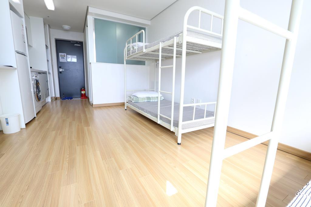 Phil House Hostel Guri Ruang foto