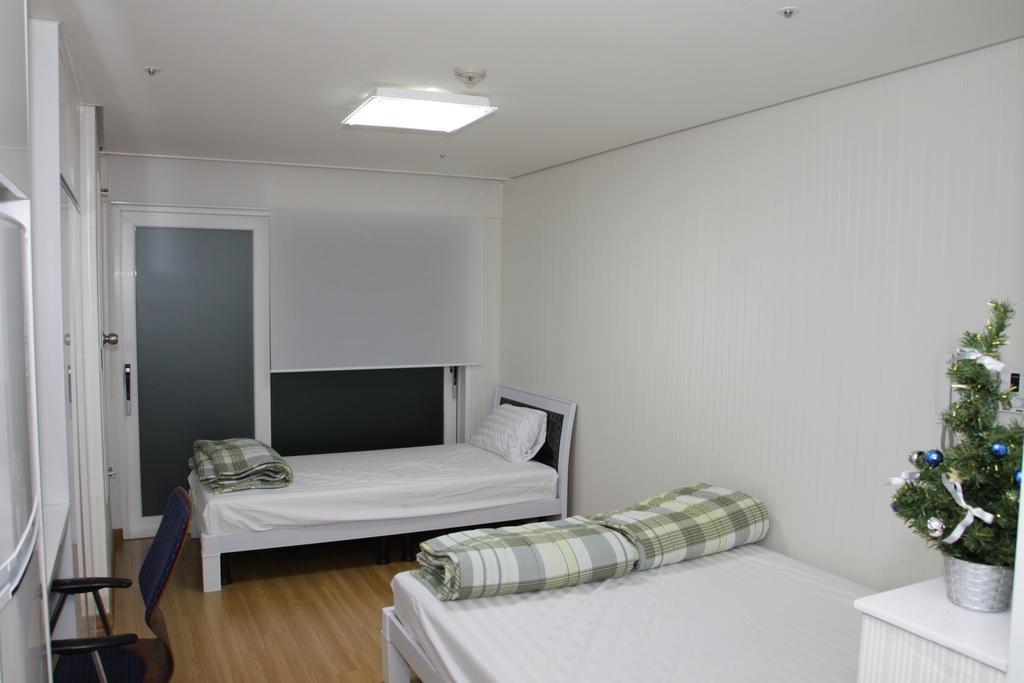 Phil House Hostel Guri Ruang foto