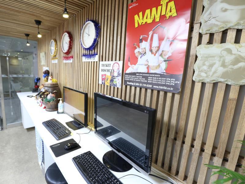 Phil House Hostel Guri Bagian luar foto